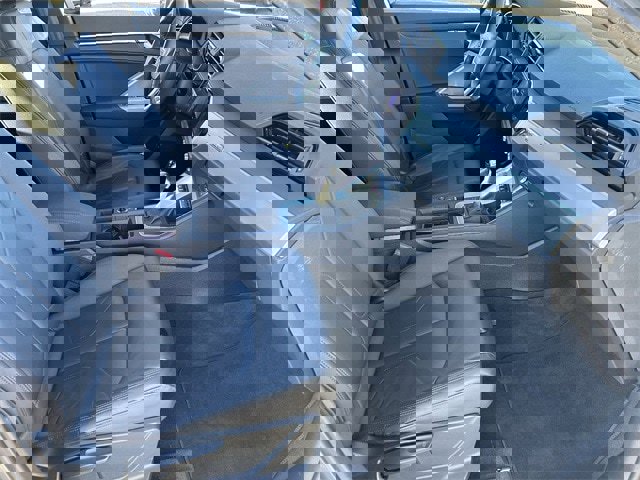 Used 2020 Audi Q3 2.0T Premium w/ Convenience Package image 12