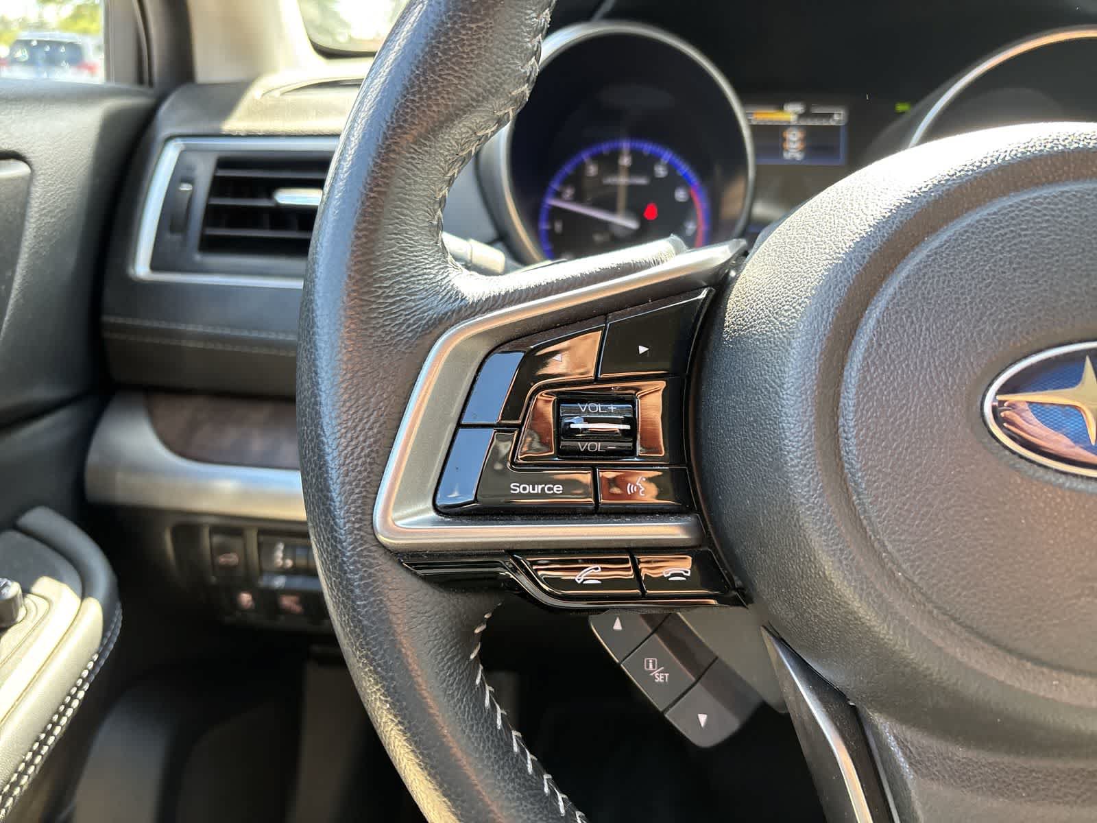 Used 2018 Subaru Outback 2.5i Limited AWD/4WD image 10