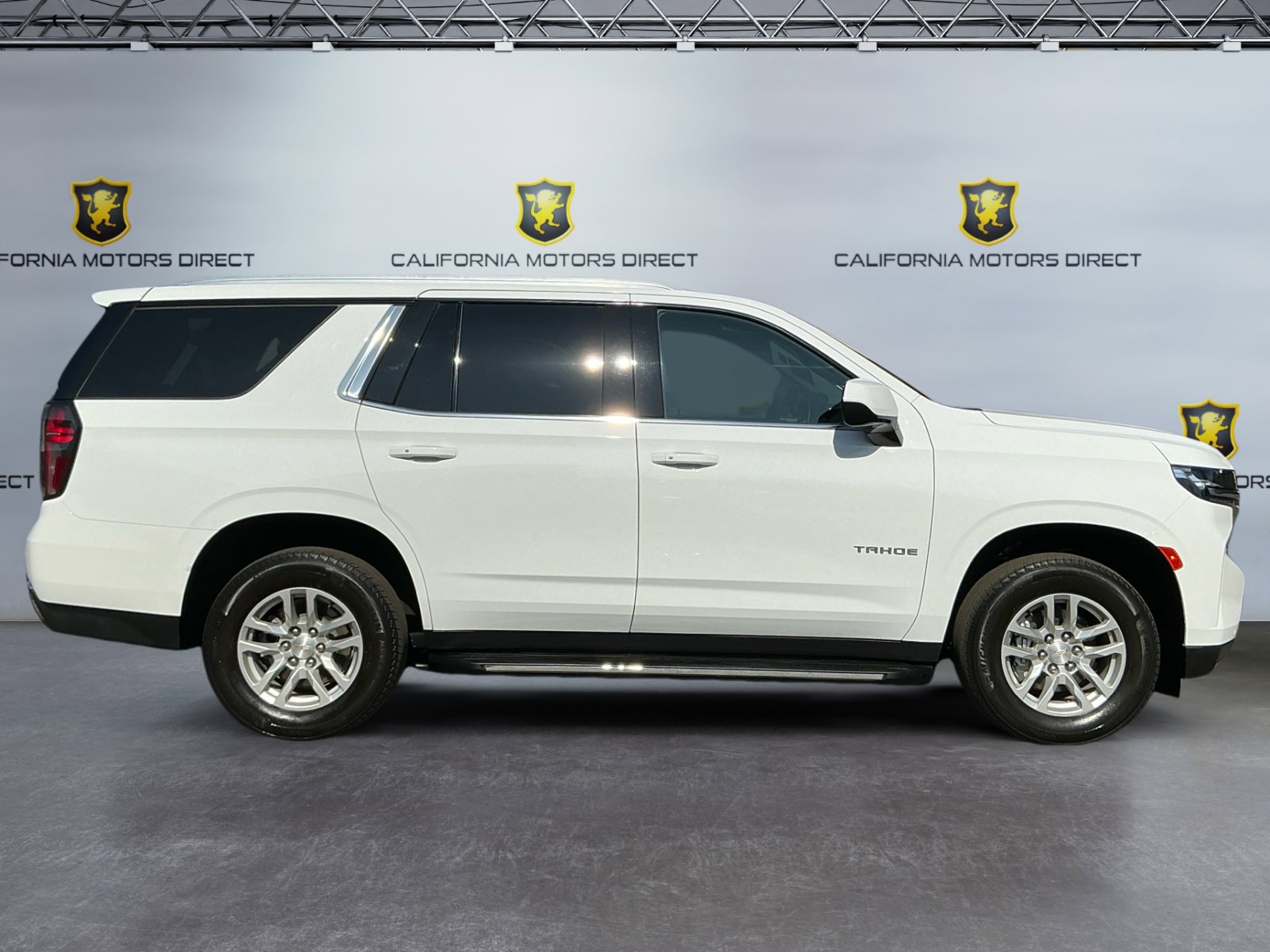Used 2023 Chevrolet Tahoe LS RWD image 4