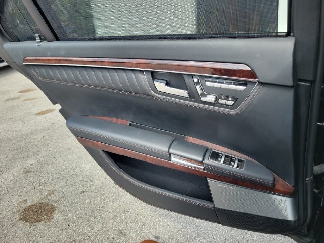 Used 2013 Mercedes-Benz S 600 image 21