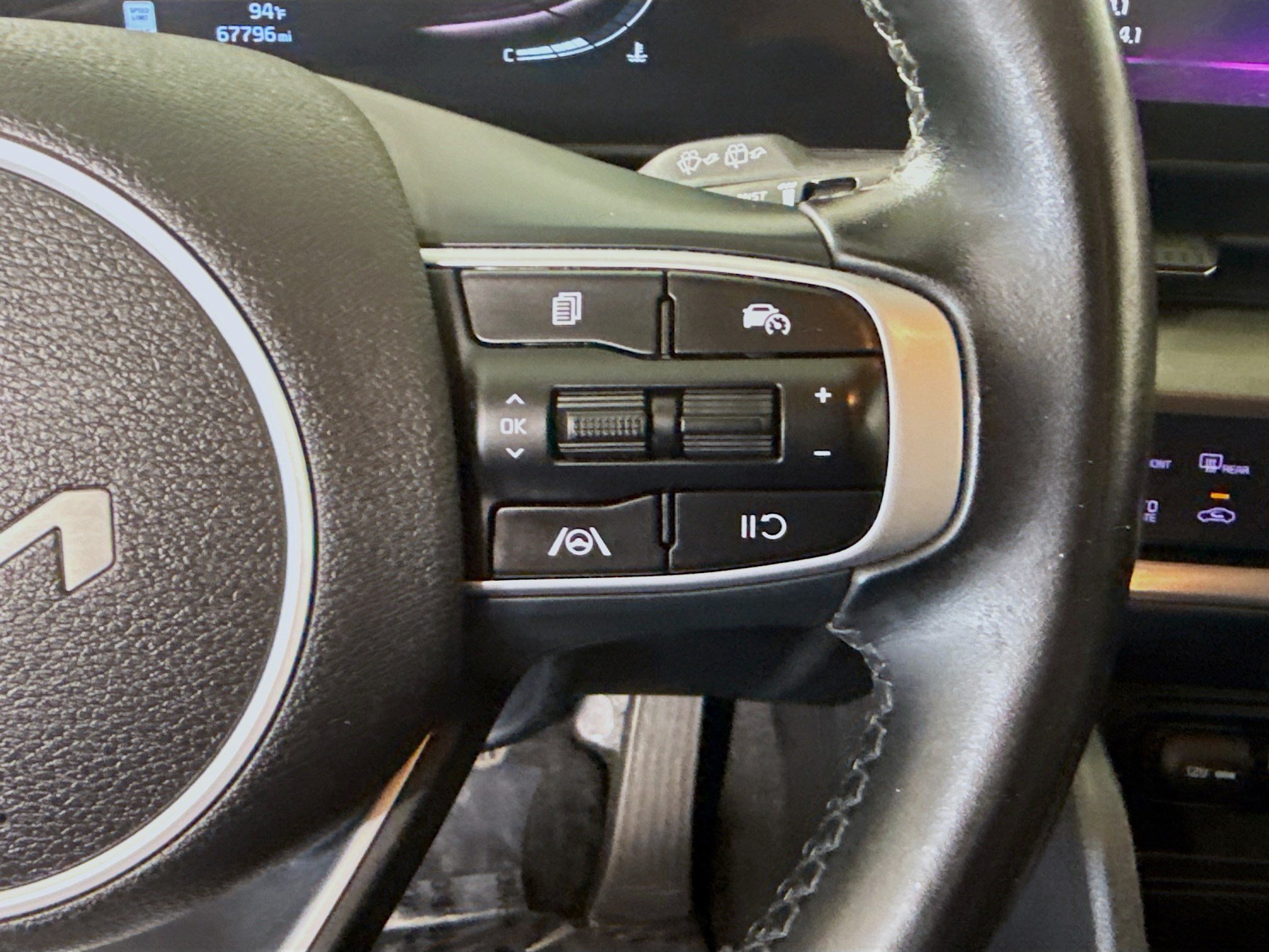 Used 2023 Kia Sportage EX FWD image 15