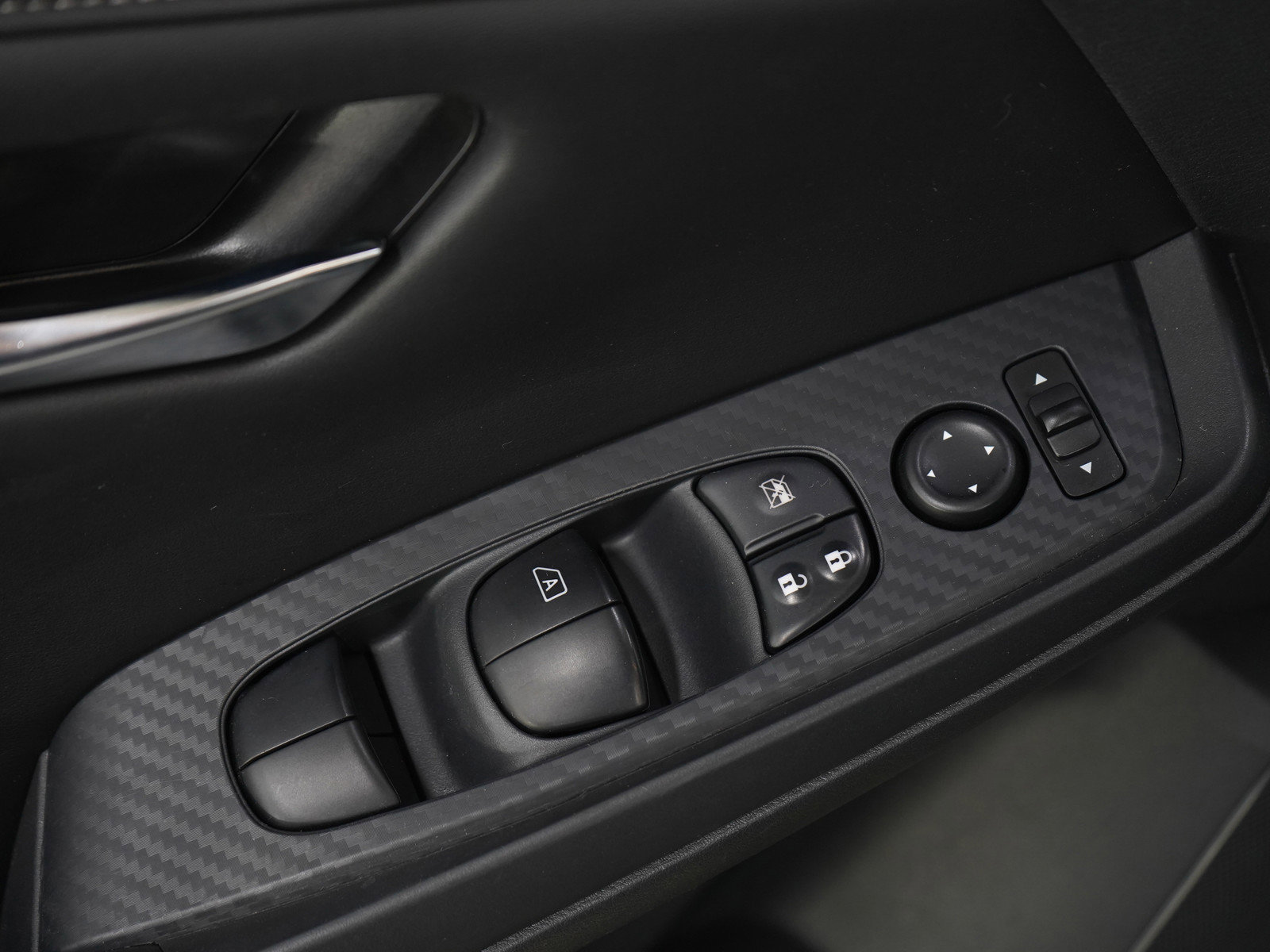 Used 2020 Nissan Sentra SV w/ Trunk Package image 19