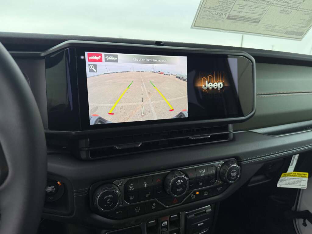 New 2026 Jeep Gladiator Mojave image 33