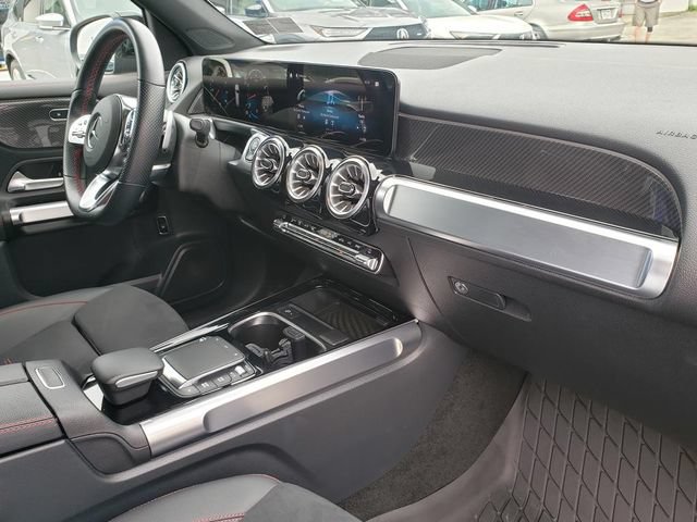 Certified 2023 Mercedes-Benz GLB 250 4MATIC image 20