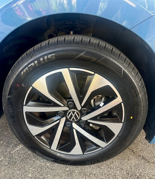 Used 2025 Volkswagen Jetta S FWD image 21