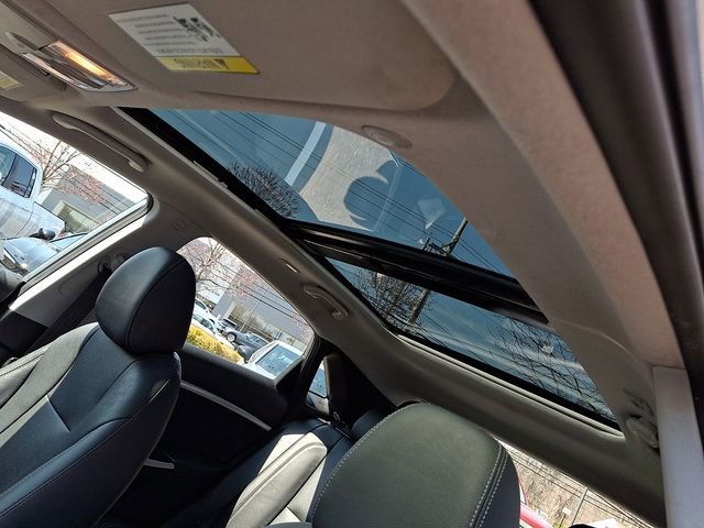 Used 2014 Hyundai Elantra GT w/ Option Group 03 image 14