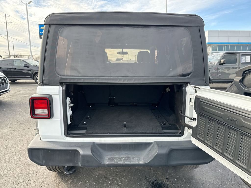 Used 2023 Jeep Wrangler Sport S image 24