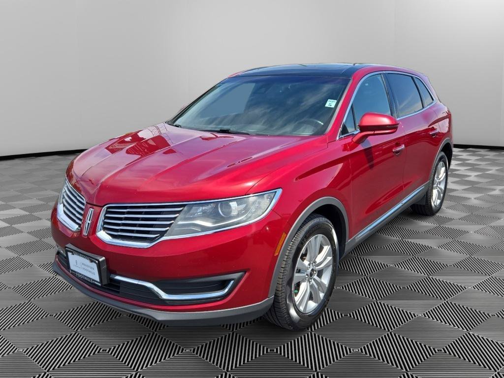 Used 2018 Lincoln MKX Select w/ Select Plus Package AWD/4WD image 3