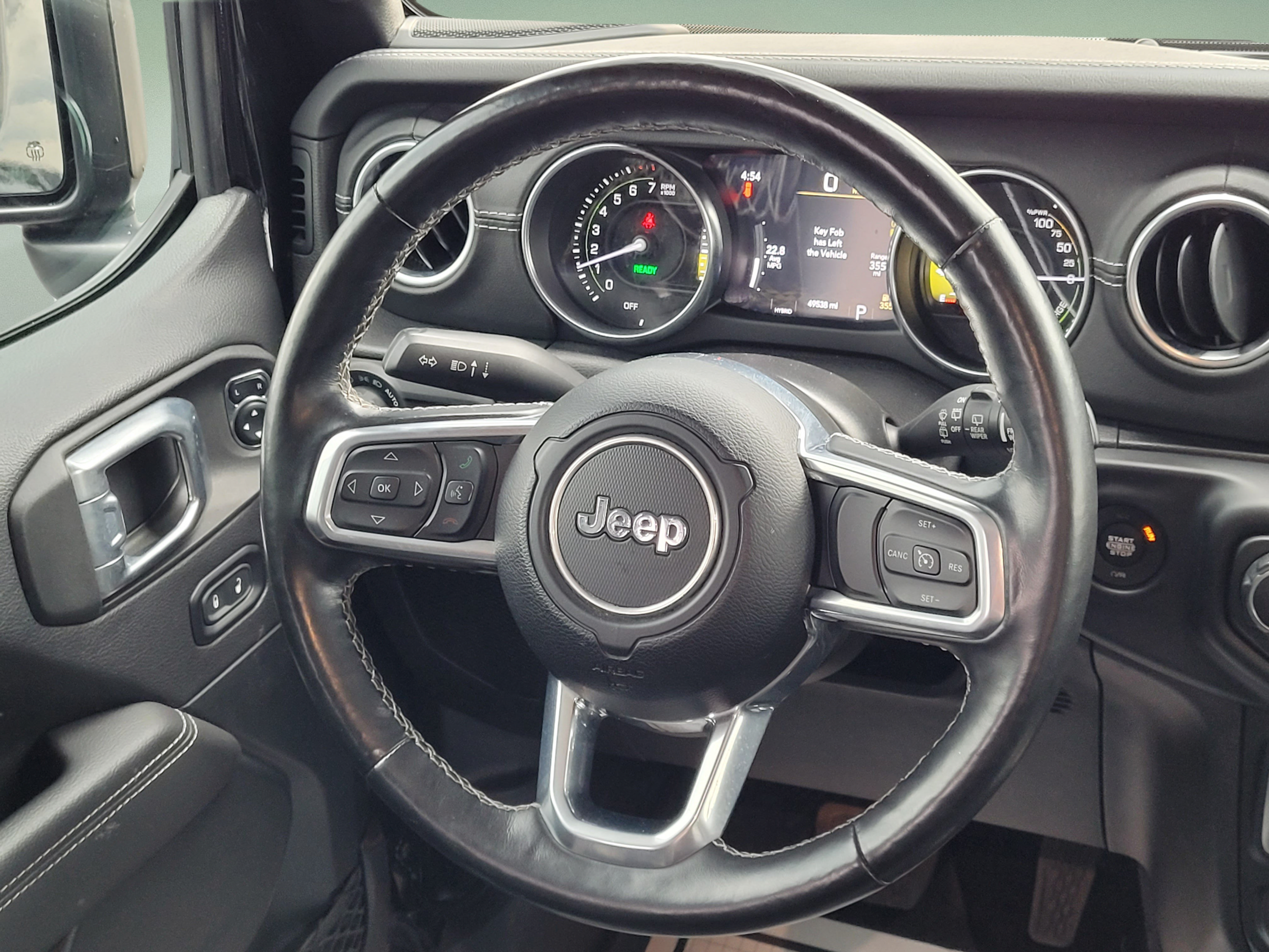 Used 2021 Jeep Wrangler Unlimited Sahara w/ Cold Weather Group AWD/4WD image 10