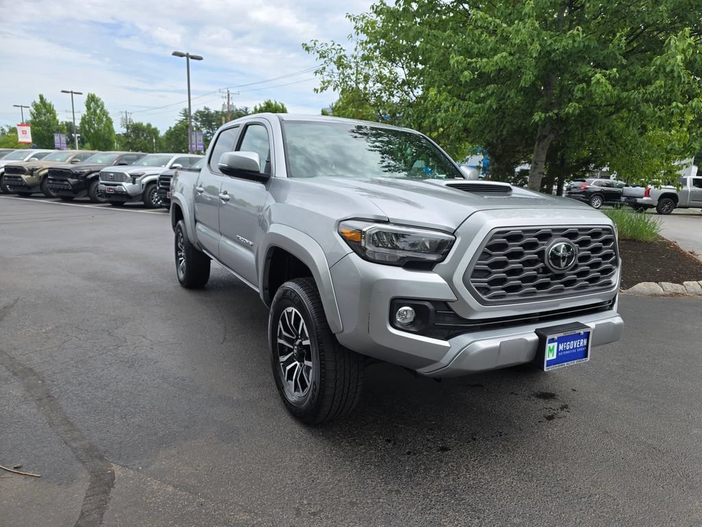 Certified 2023 Toyota Tacoma TRD Sport w/ Technology Package AWD/4WD image 10