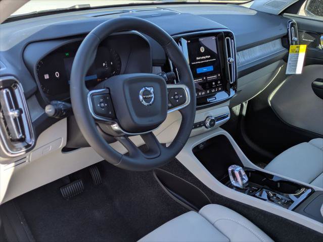 New 2026 Volvo XC40 B5 Ultra w/ Climate Package image 7
