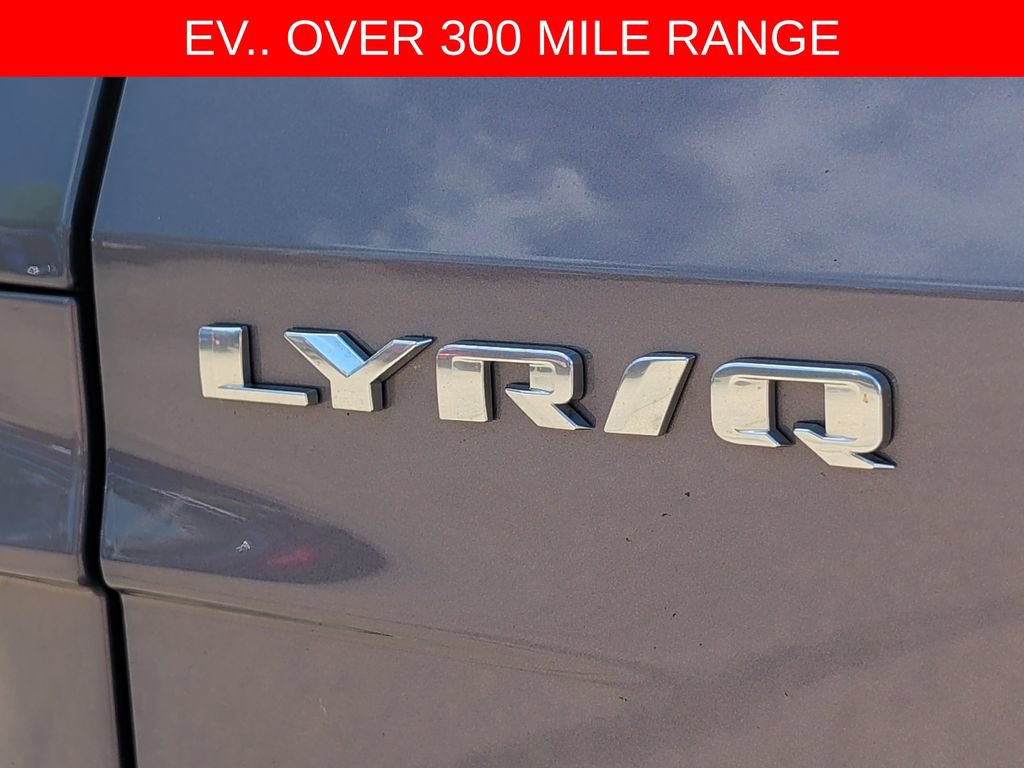 Used 2024 Cadillac Lyriq Luxury w/ LPO, Floor Liner Package AWD/4WD image 34