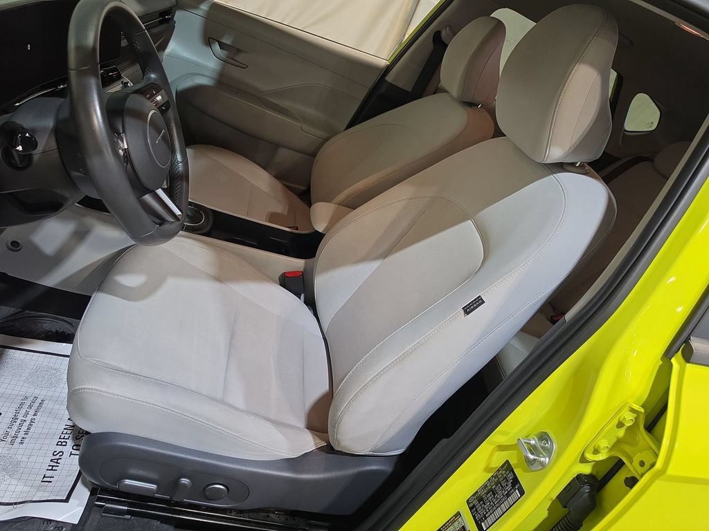 Used 2024 Hyundai Kona SEL AWD/4WD image 13