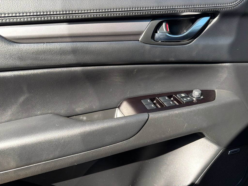 Used 2020 MAZDA CX-5 Touring image 32