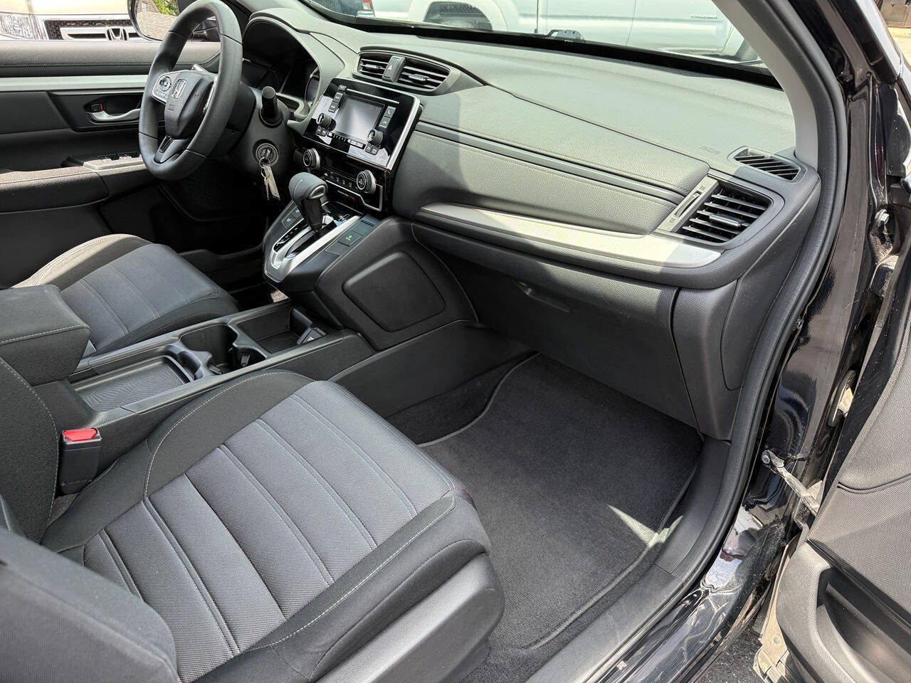 Used 2018 Honda CR-V LX image 32