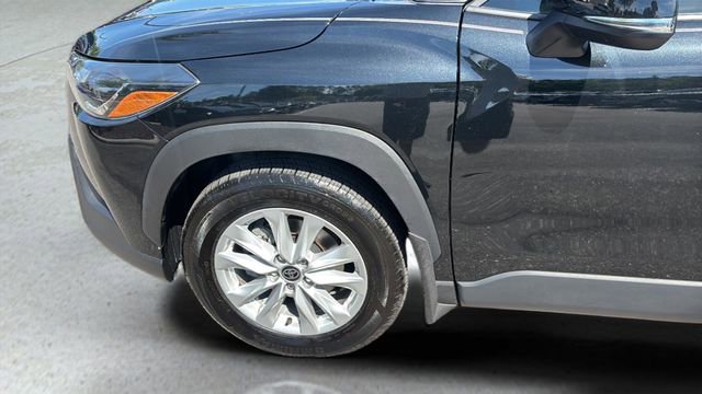 Used 2024 Toyota Corolla Cross LE FWD image 33