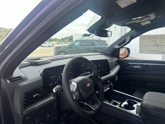 New 2026 Chevrolet Suburban LS w/ LPO, Dark Essentials Package AWD/4WD image 12