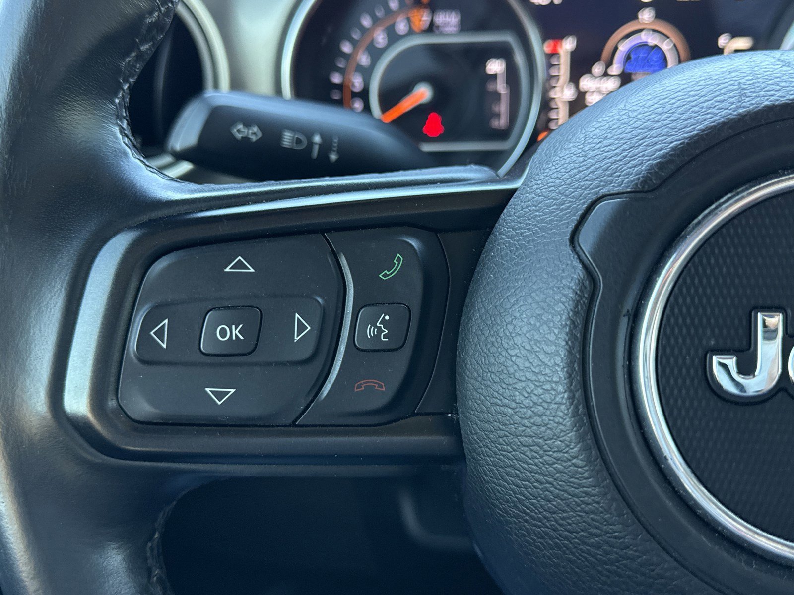 Used 2018 Jeep Wrangler Unlimited Sport S image 17