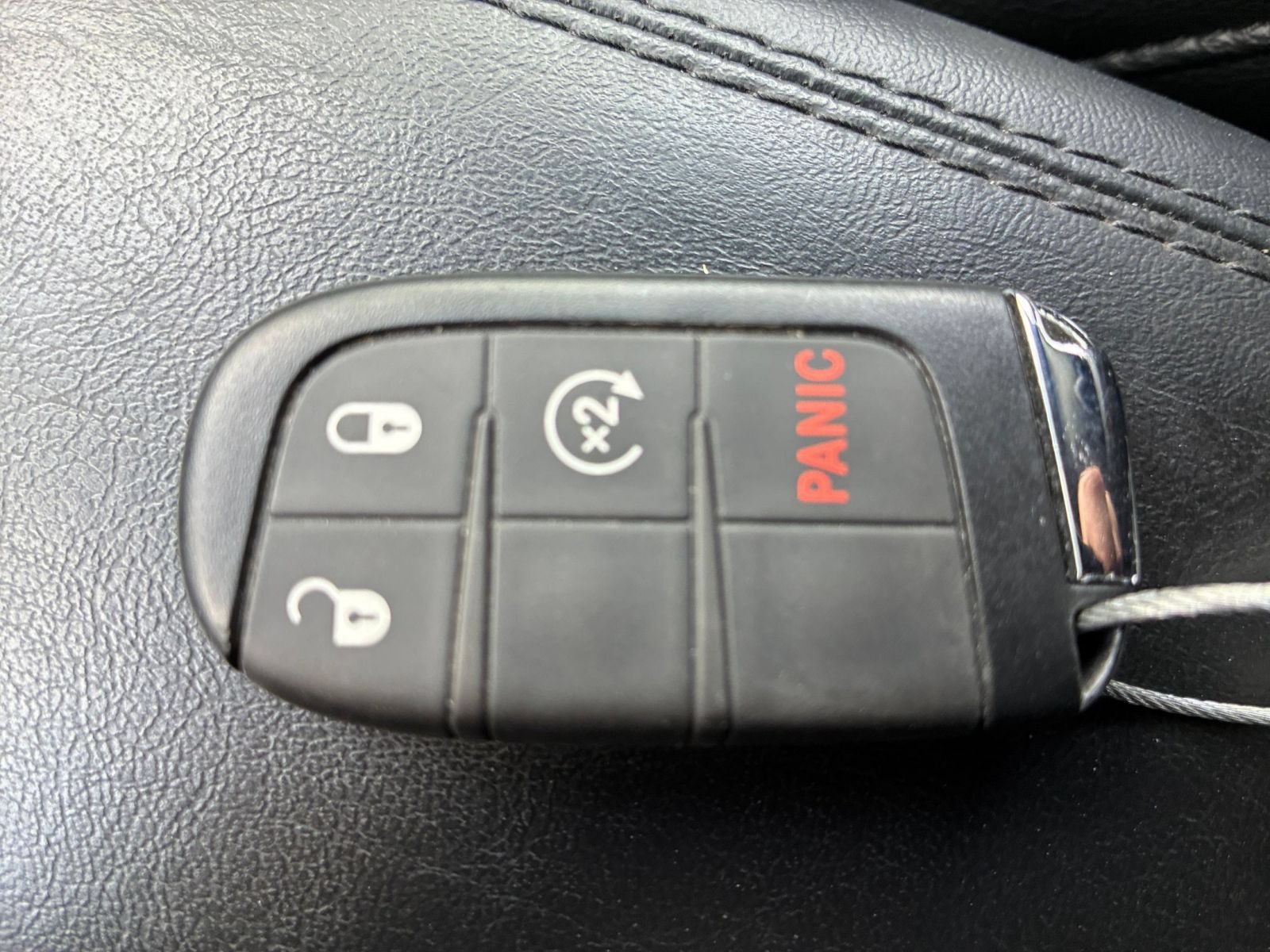 Used 2025 Jeep Compass Limited AWD/4WD image 21