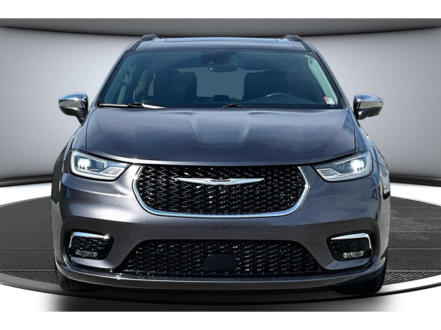 Used 2022 Chrysler Pacifica Limited FWD image 4