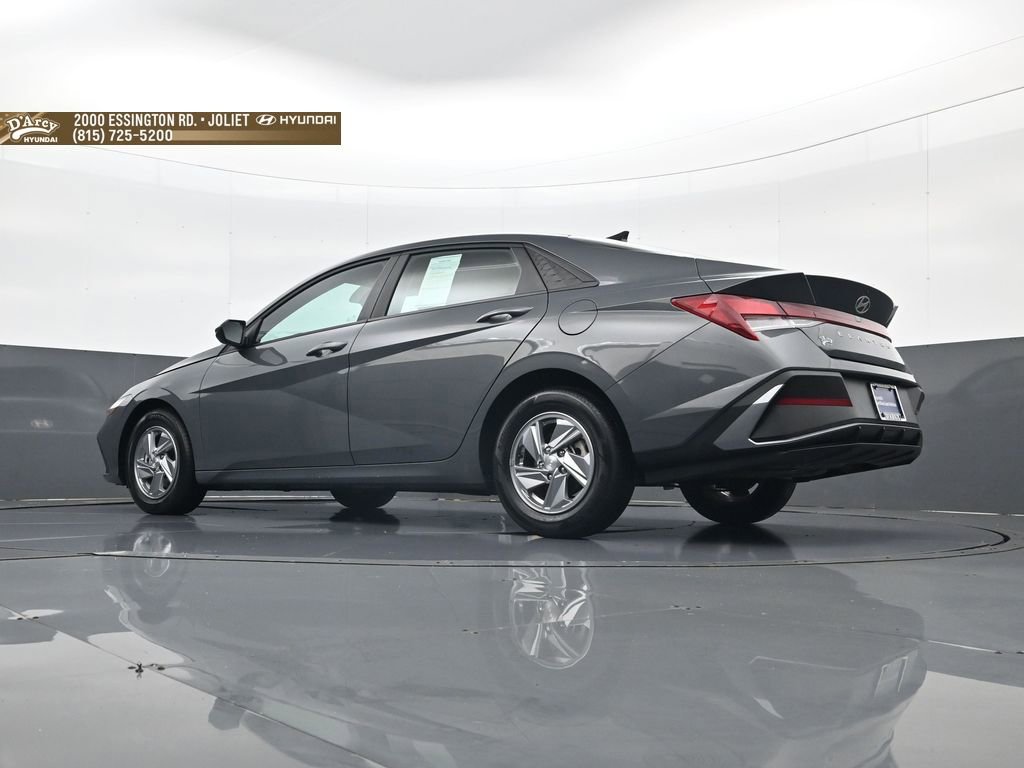 Certified 2024 Hyundai Elantra SE FWD image 27