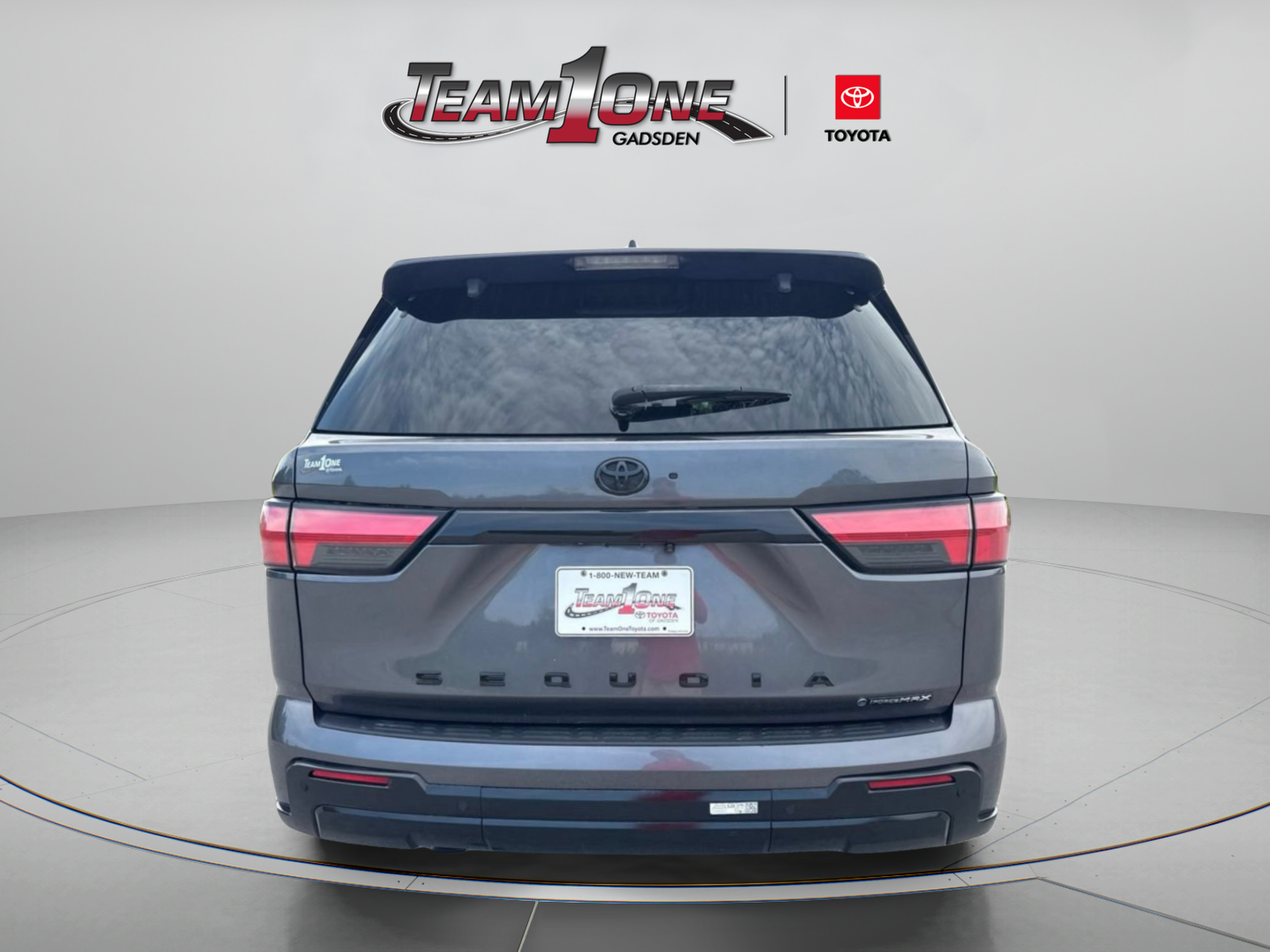Certified 2025 Toyota Sequoia Platinum AWD/4WD image 6