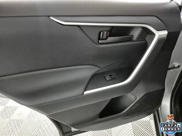 Used 2025 Toyota RAV4 LE image 23