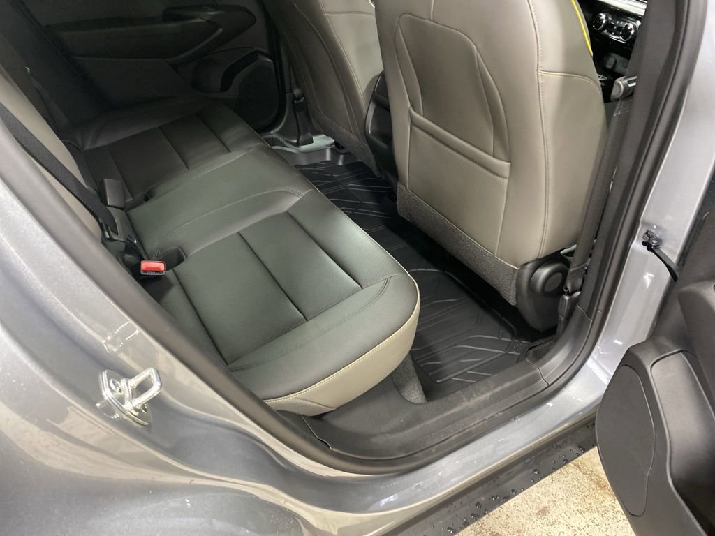 New 2026 Chevrolet Trax ACTIV w/ Sunroof Package image 25