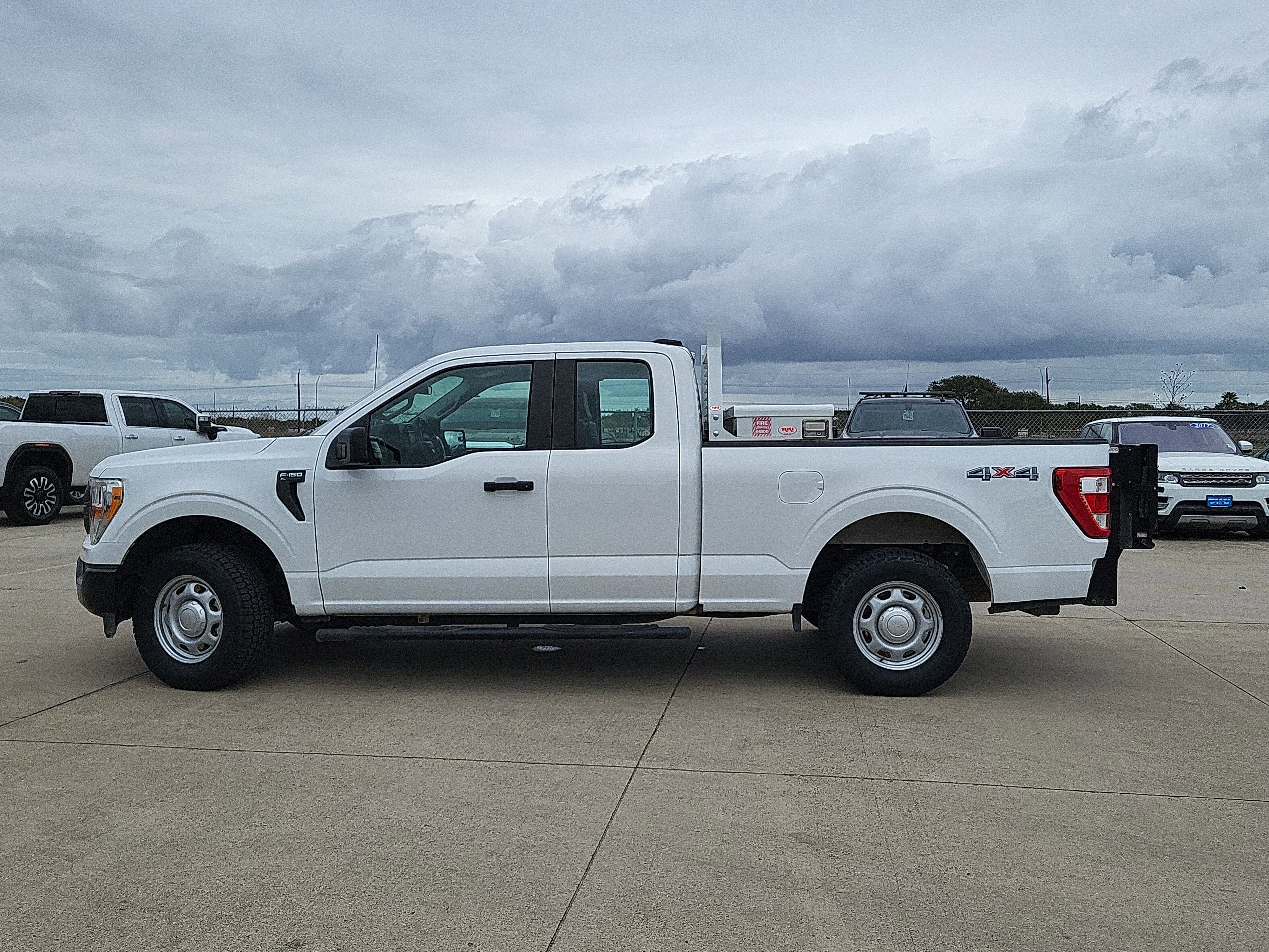 Used 2021 Ford F150 XL w/ XL Power Equipment Group image 8