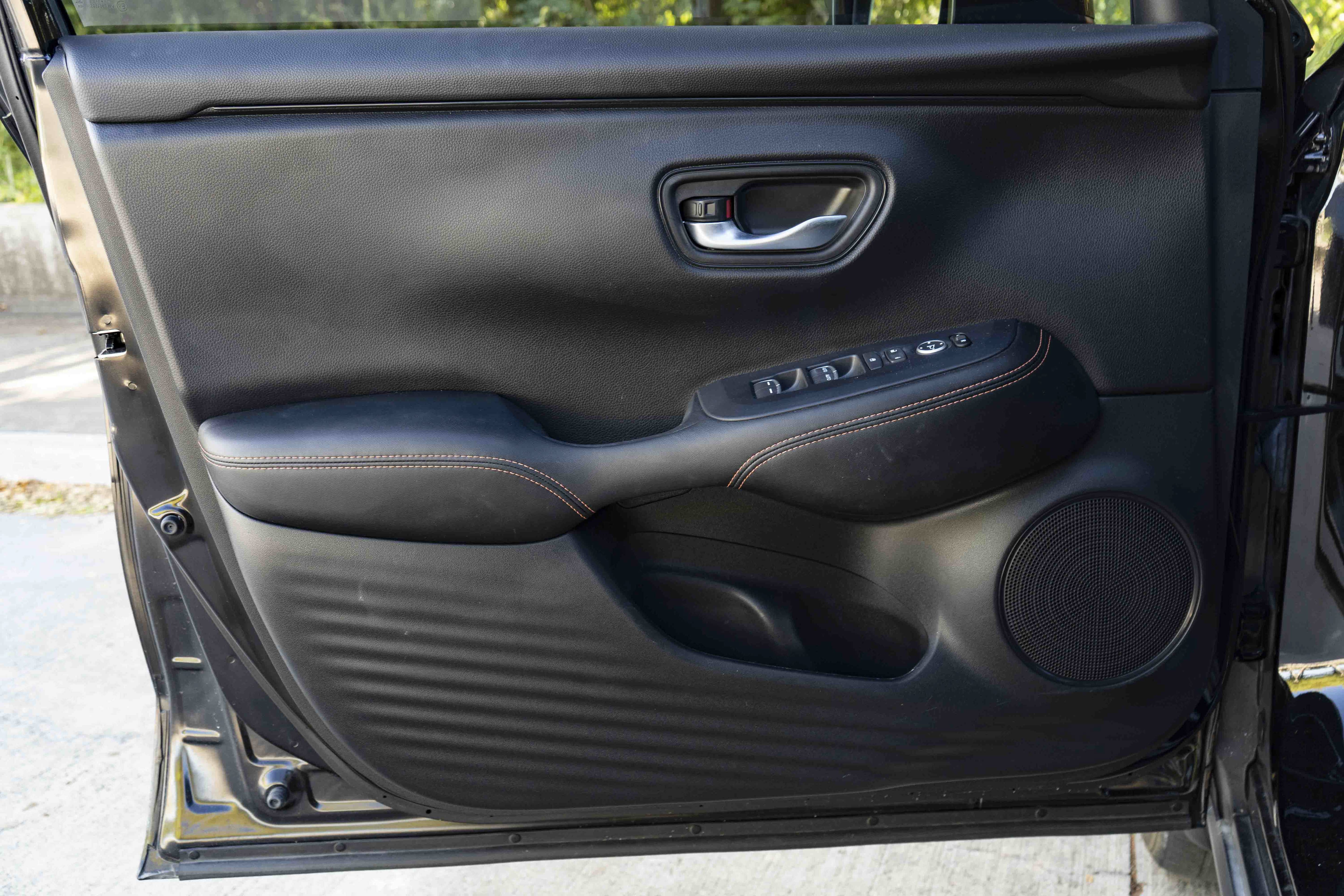 Certified 2024 Honda HR-V Sport image 36