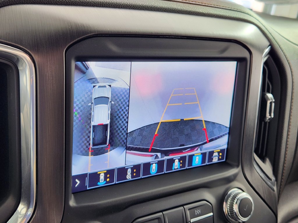 Used 2022 GMC Sierra 2500 AT4 w/ AT4 Preferred Package AWD/4WD image 22