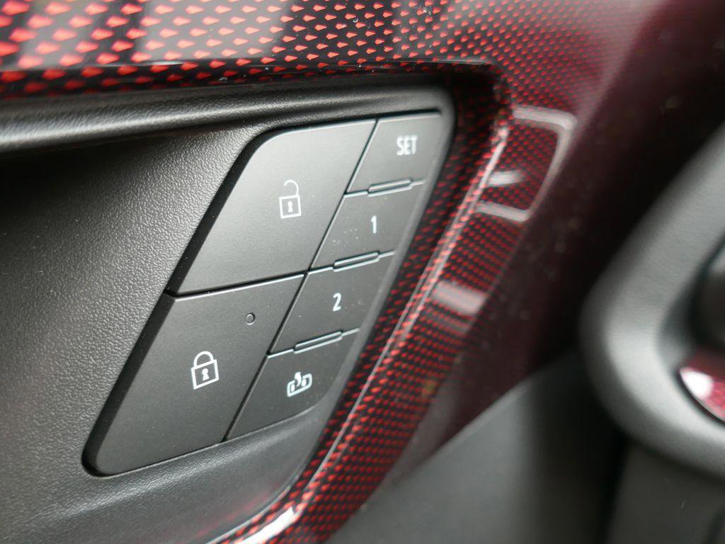 New 2026 Chevrolet Traverse RS image 20