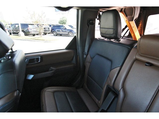 Used 2022 Ford Bronco Outer Banks AWD/4WD image 10