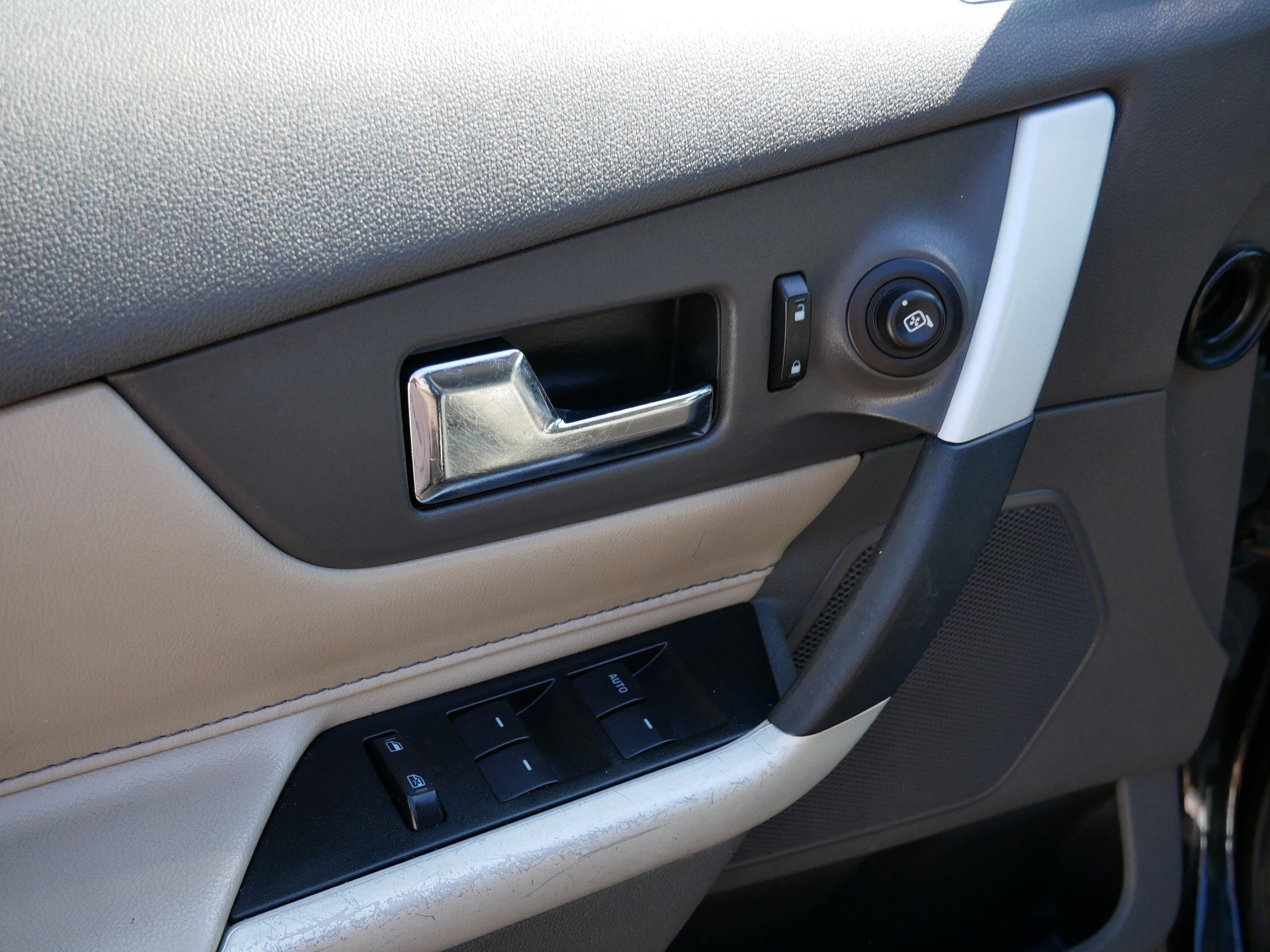 Used 2013 Ford Edge Limited AWD/4WD image 20