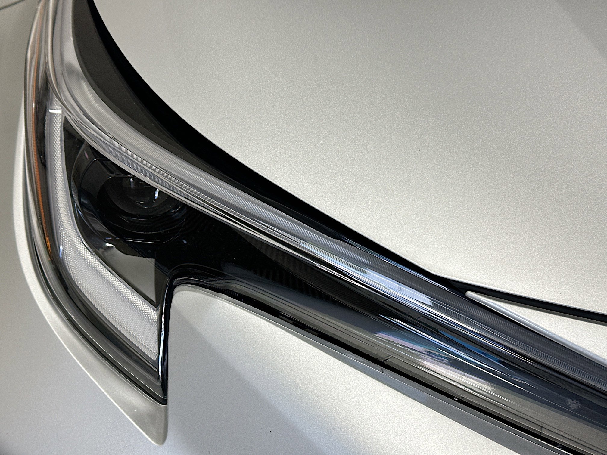 Used 2025 Toyota Corolla SE image 9