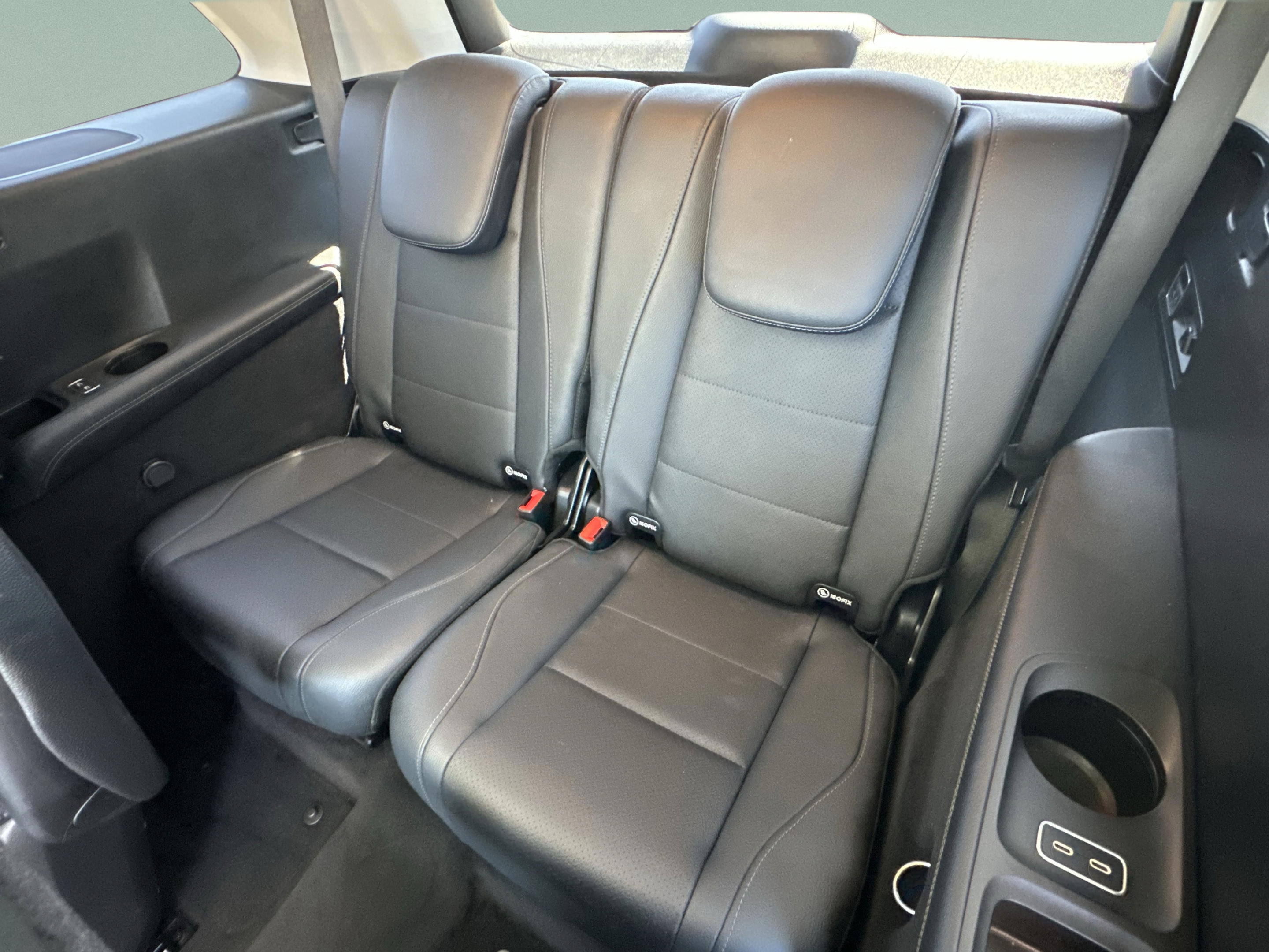 Used 2024 Mercedes-Benz GLS 450 4MATIC image 29