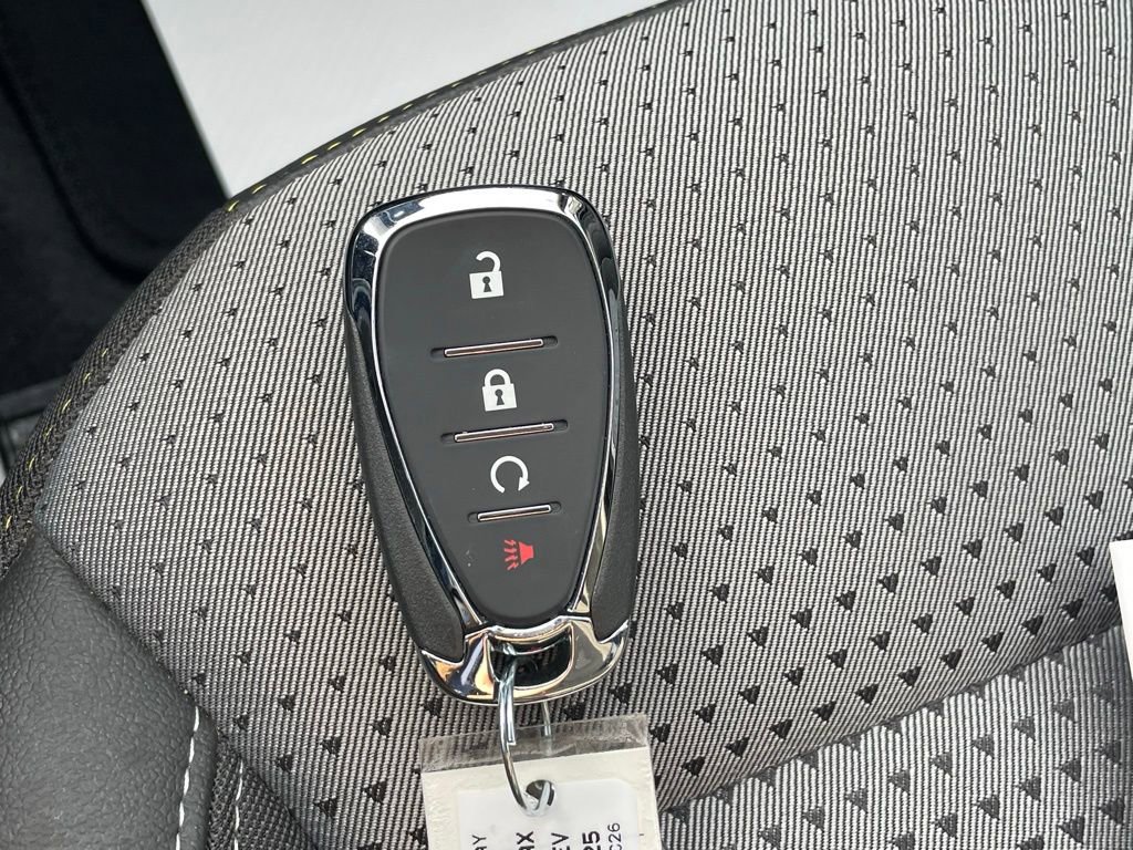 Certified 2025 Chevrolet Trax LT w/ LT Convenience Package image 28