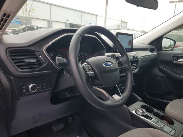 Used 2021 Ford Escape SE w/ SE Sport Appearance Package image 20