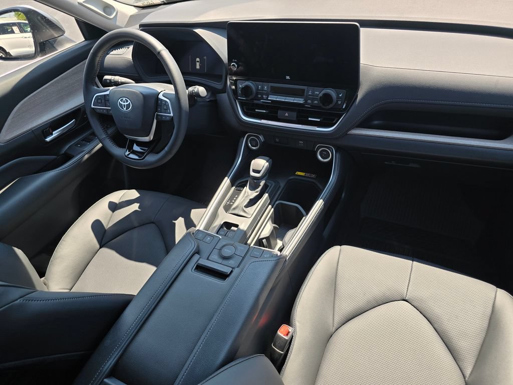 New 2026 Toyota Grand Highlander AWD image 16