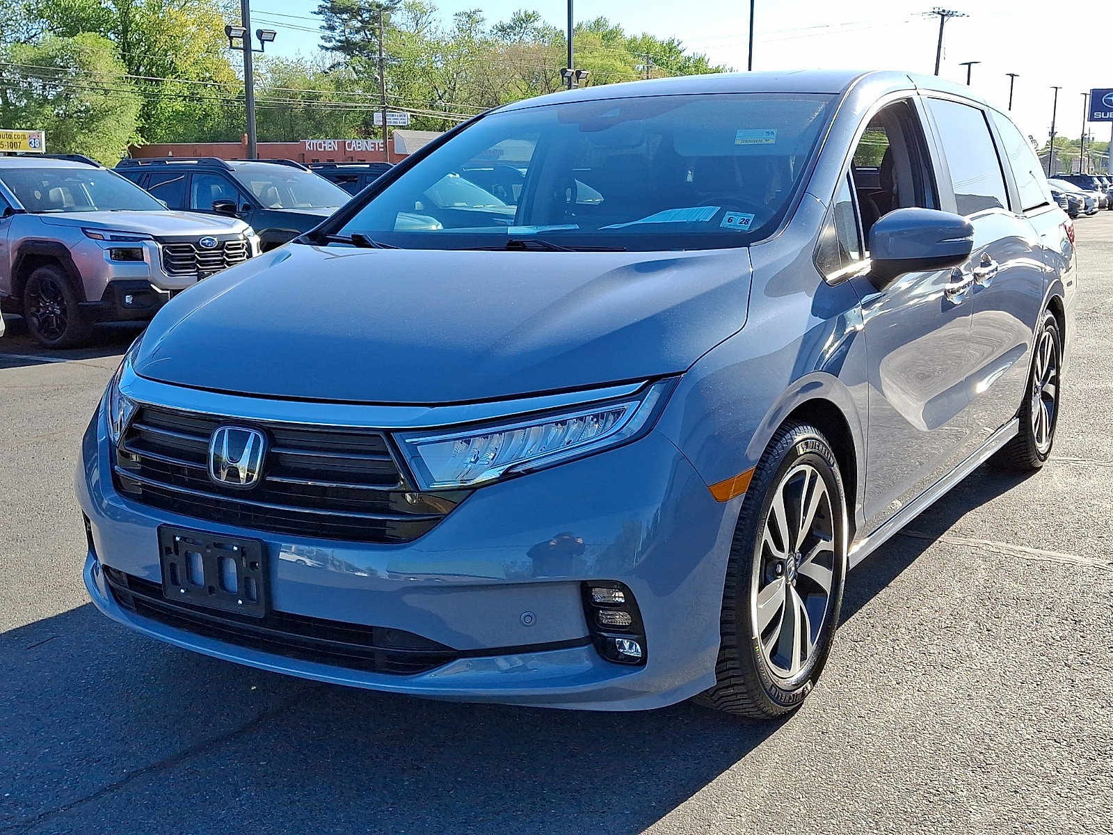Used 2023 Honda Odyssey Touring image 3