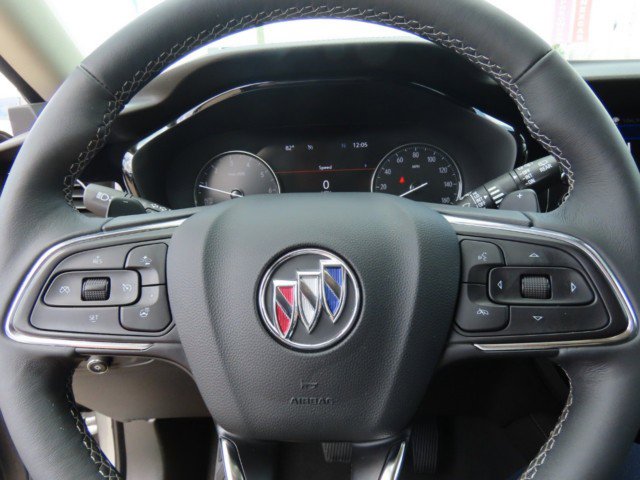 Used 2023 Buick Envision Essence image 26