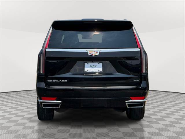 Used 2023 Cadillac Escalade ESV Luxury AWD/4WD image 6