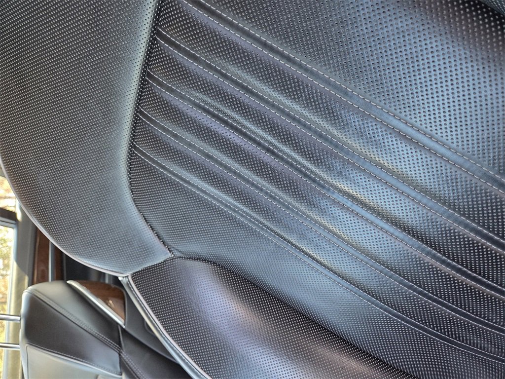 Used 2018 Genesis G90 3.3T Premium image 18