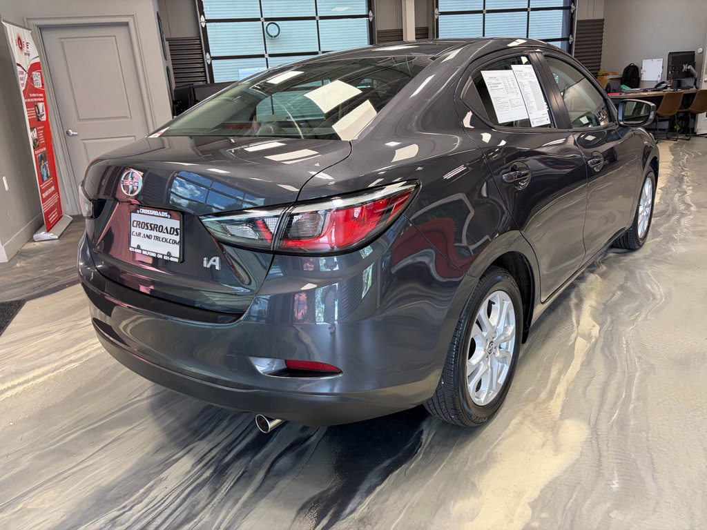 Used 2016 Scion iA FWD image 27