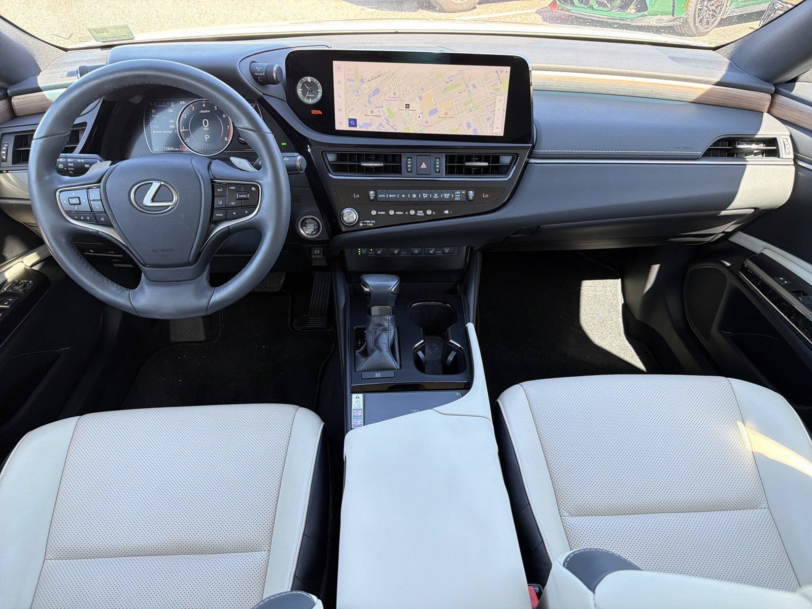 Used 2023 Lexus ES 350 w/ Premium Package FWD image 13