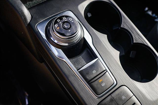 Used 2020 Ford Escape SE FWD image 19