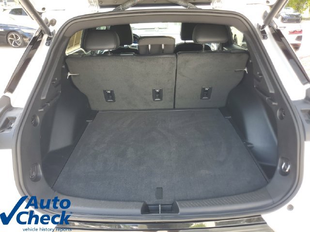 Certified 2024 Chevrolet Equinox EV LT FWD image 9