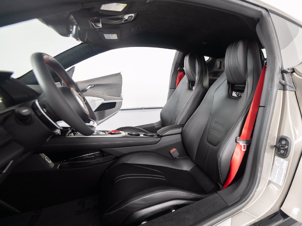 Used 2026 Lotus Emira SE RWD image 34