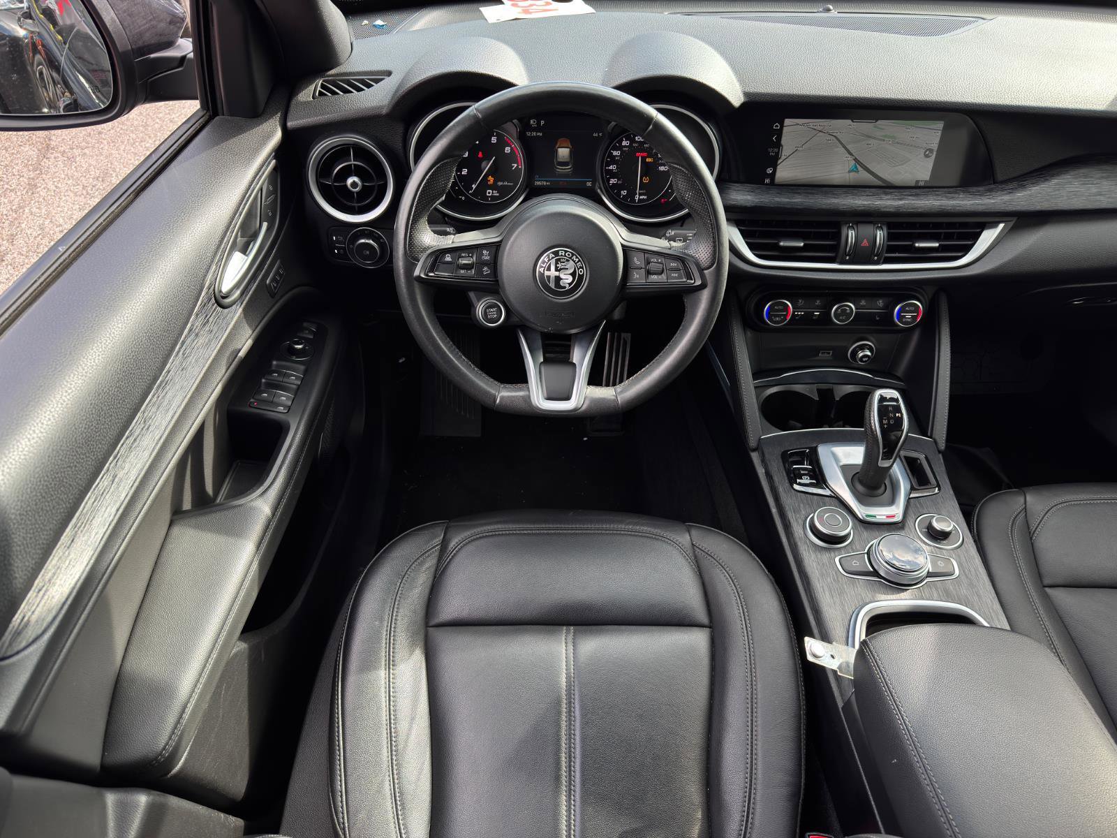 Used 2022 Alfa Romeo Stelvio Sprint image 24