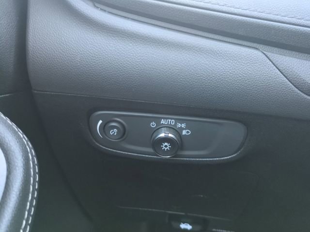 Used 2025 Buick Encore GX Preferred FWD image 17